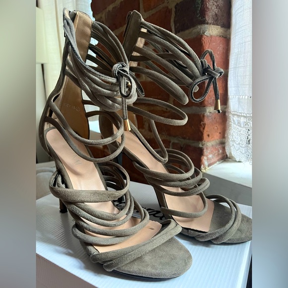 Simmi London khaki green lace up heels (worn twice) - Picture 2 of 3